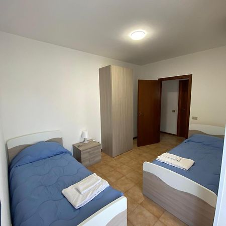 Il Tulipano Apartment Civitavecchia Luaran gambar