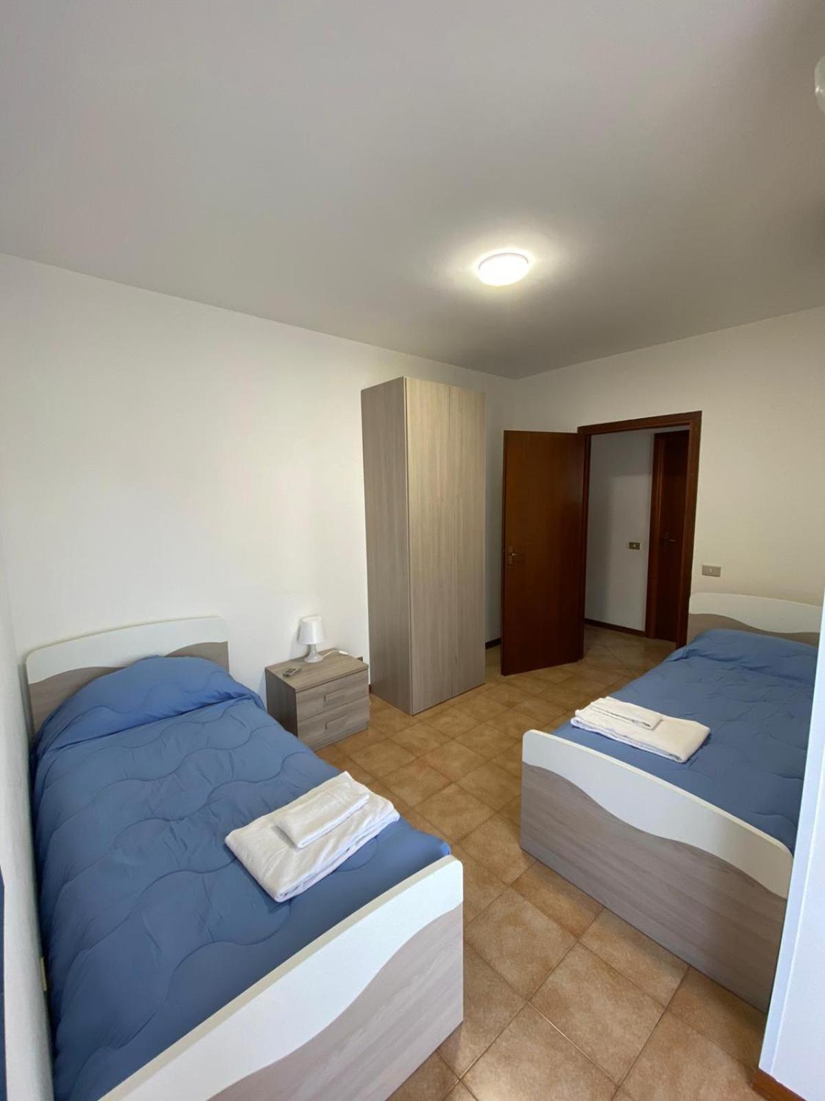 Il Tulipano Apartment Civitavecchia Luaran gambar